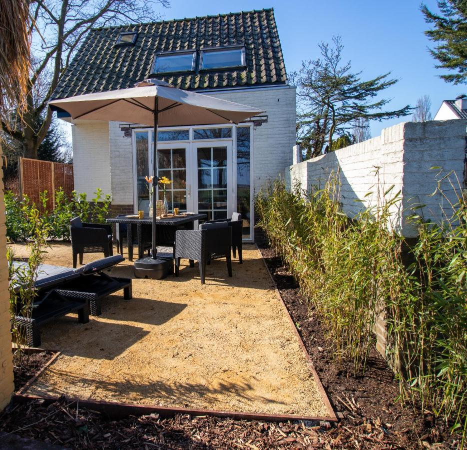 Wellness Lodge Aan De Braassem Rijnsaterwoude Exteriör bild