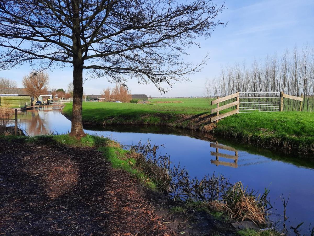 Wellness Lodge Aan De Braassem Rijnsaterwoude Exteriör bild
