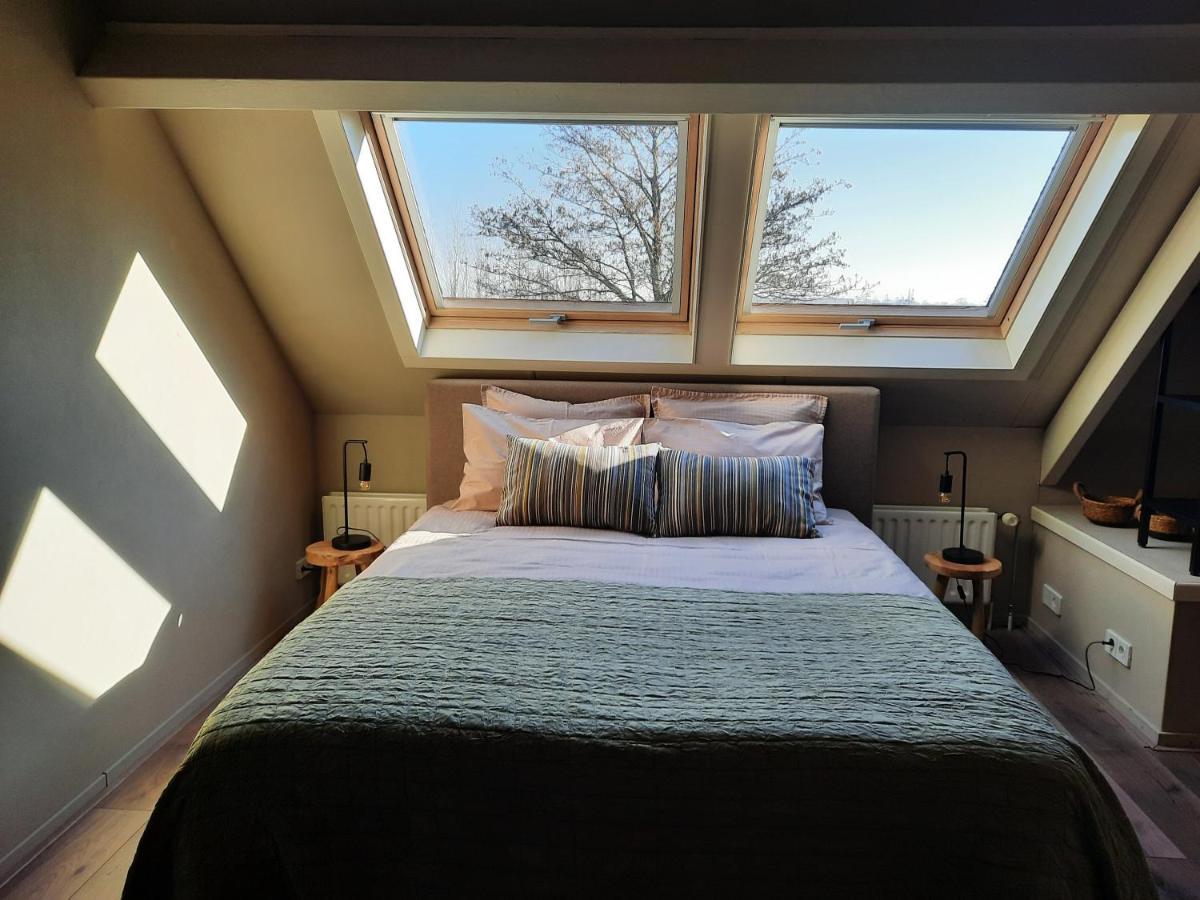 Wellness Lodge Aan De Braassem Rijnsaterwoude Exteriör bild